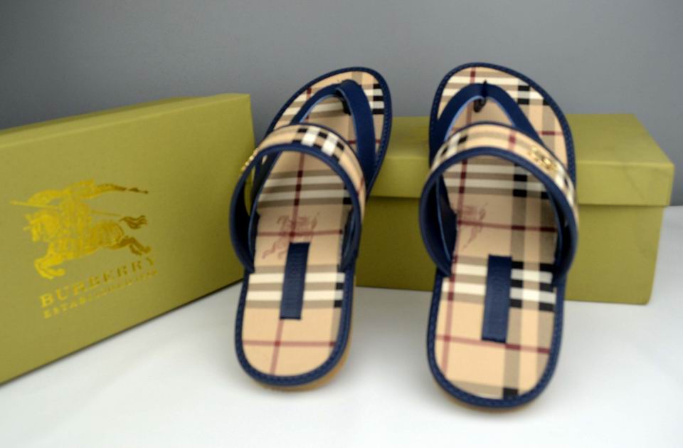 2017 Burbry slippers man 38-46-066